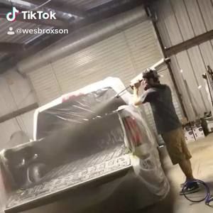 Meet your Posher, Wes